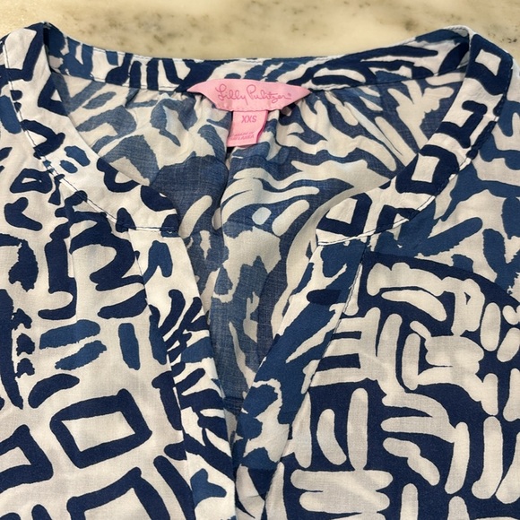 Lilly Pulitzer Sleeves Top Blue White XXS Excellent Condition! - Picture 3 of 9